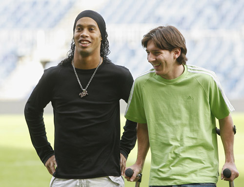 安以恩：邦本宜裕是很“高级”的球员，我们能秒懂彼此的意图（安以恩：邦本宜裕球商出众，我们心领神会）