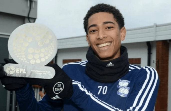 澳超前瞻：奥克兰FC中卫火线复出，喷气机联赛颓势难止（澳超前瞻：奥克兰FC后防核心及时归队，喷气机难扭颓势）