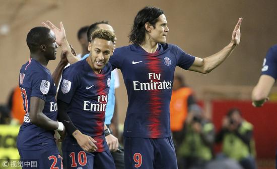 大中锋好用，沃尔特马德本赛季俱乐部+国家队20场10球1助攻（支点中锋真香！沃尔特马德本季双线20战斩获10球1助）