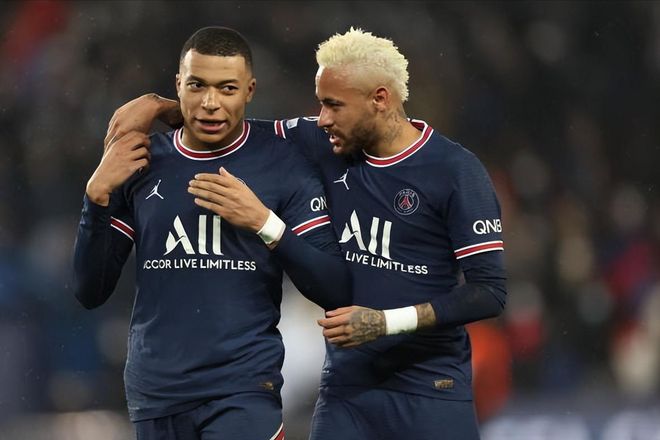 英格拉姆扛起进攻大旗，巴恩斯状态堪忧，猛龙次节净负21分（英格拉姆火力全开，巴恩斯低迷，猛龙次节惨输21分）