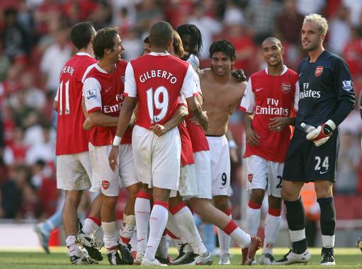 卫报：埃弗顿已经将古迪逊公园球场的所有权转让给女足（卫报称：埃弗顿已将古迪逊公园所有权移交女足）