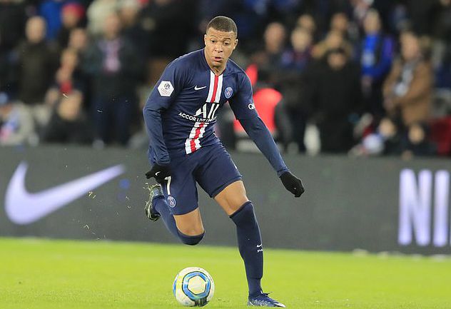 斯基拉：尤文将给伊尔迪兹500-550万年薪，加与欧冠挂钩奖金（斯基拉：尤文拟向伊尔迪兹提供500-550万年薪，并附欧冠激励条款）