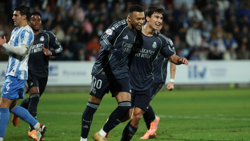 马竞3-2逆转埃因霍温，瑟洛特传射建功，阿尔瓦雷斯破门（瑟洛特传射立功，阿尔瓦雷斯破门，马竞3-2逆转PSV）